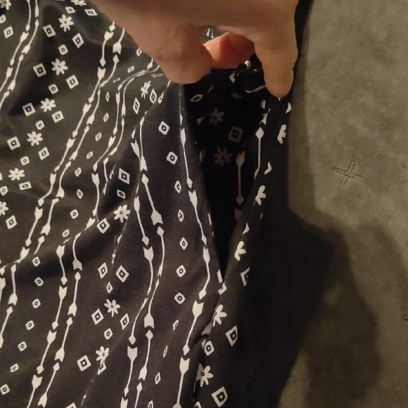 Prinbara Patterned Jumpsuit - Picture 8 of 8